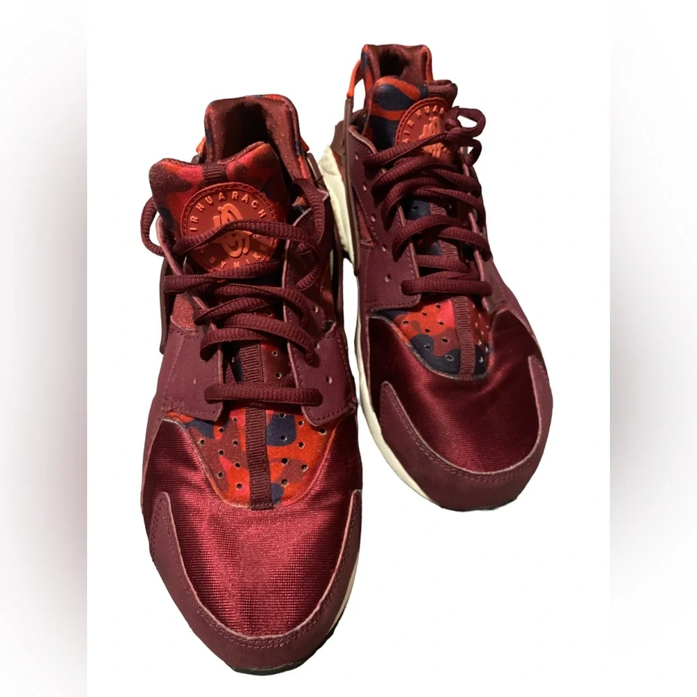Nike Air Huarache Run Print Women's Shoes Deep Garnet/Bright Crimson Sz 10 - Picture 6 of 8
